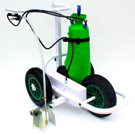 Eco-friendly paint field marking trolley, automatic loading pressure, painted steel structure, with 3 pneumatic wheels, adjustable side marking.